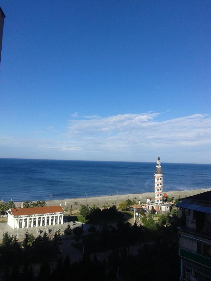 Batumi Orbi Sea Tawer Apartment Ngoại thất bức ảnh