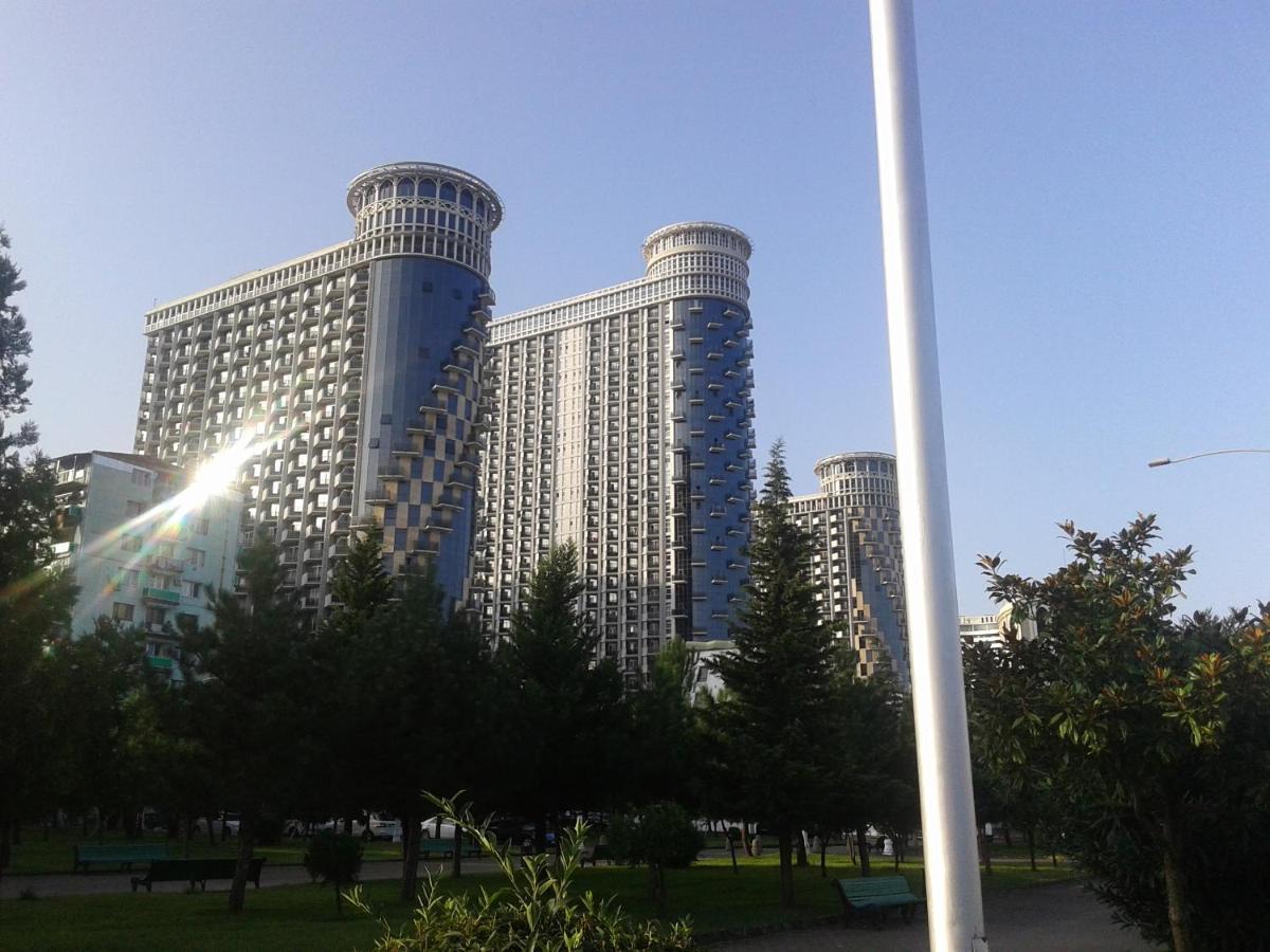 Batumi Orbi Sea Tawer Apartment Ngoại thất bức ảnh